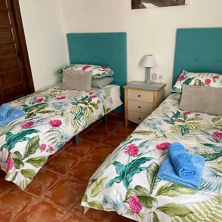 Casa Familiar In Punta Lara 아파트 네르하